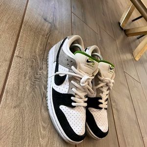 Nike SB dunk low pros size 9 1/2 men’s